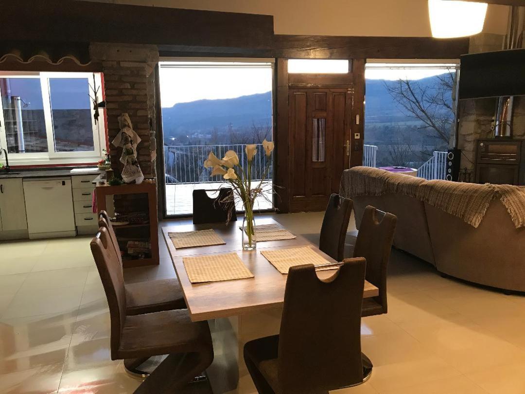 Casa Rural La Abadia-Apartamentos Graus Exteriér fotografie